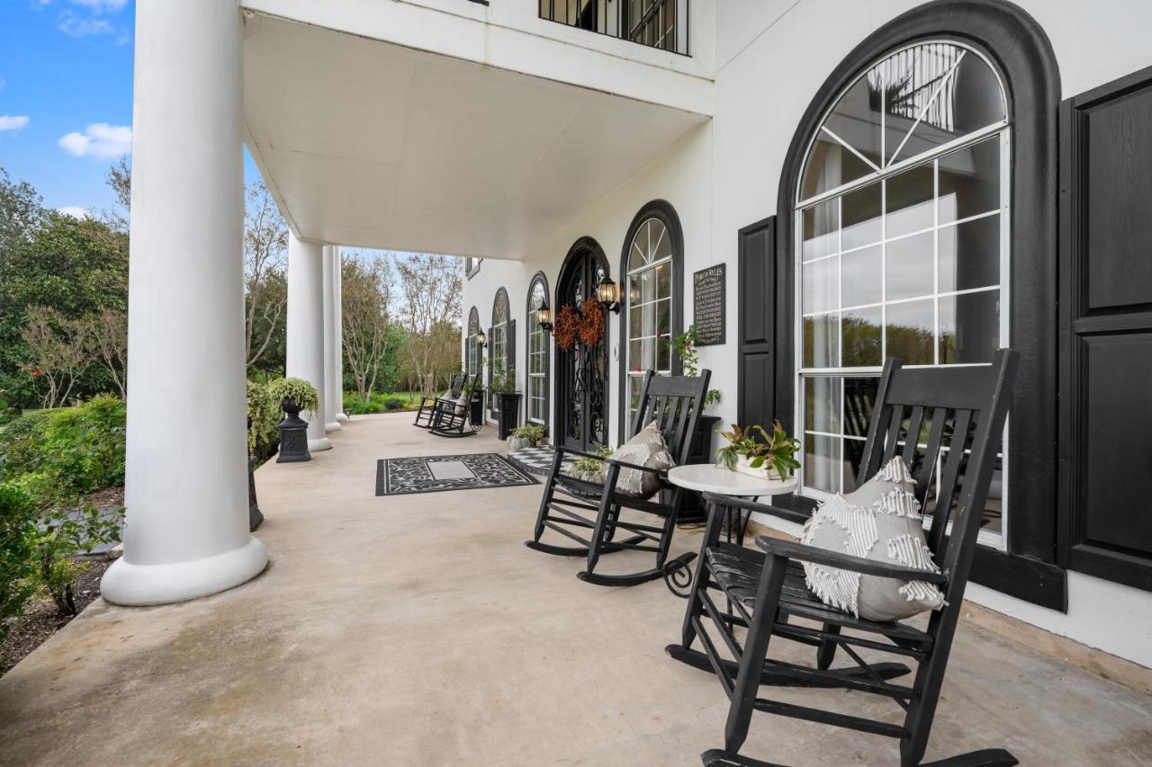 The Plantation House Boutique Inn Pflugerville Exterior photo