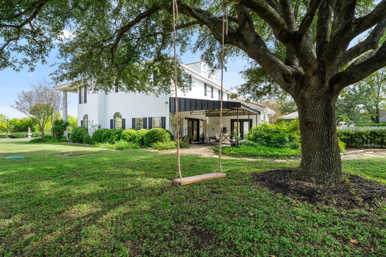The Plantation House Boutique Inn Pflugerville Exterior photo