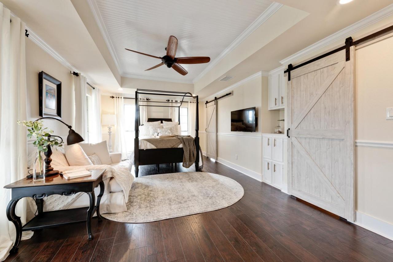 The Plantation House Boutique Inn Pflugerville Exterior photo